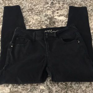 Wallflower denim stretchy skinny jeans